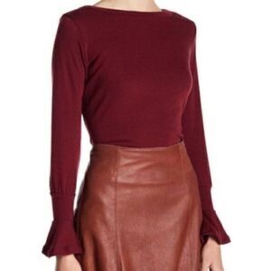 Go Couture Bell Dolman Sleeve Sweater Top Large Black NWT